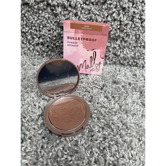 Mally XO Bulletproof Powder Bronzer 3171 Deep Matte Finish 0.38 Oz - Picture 9 of 9